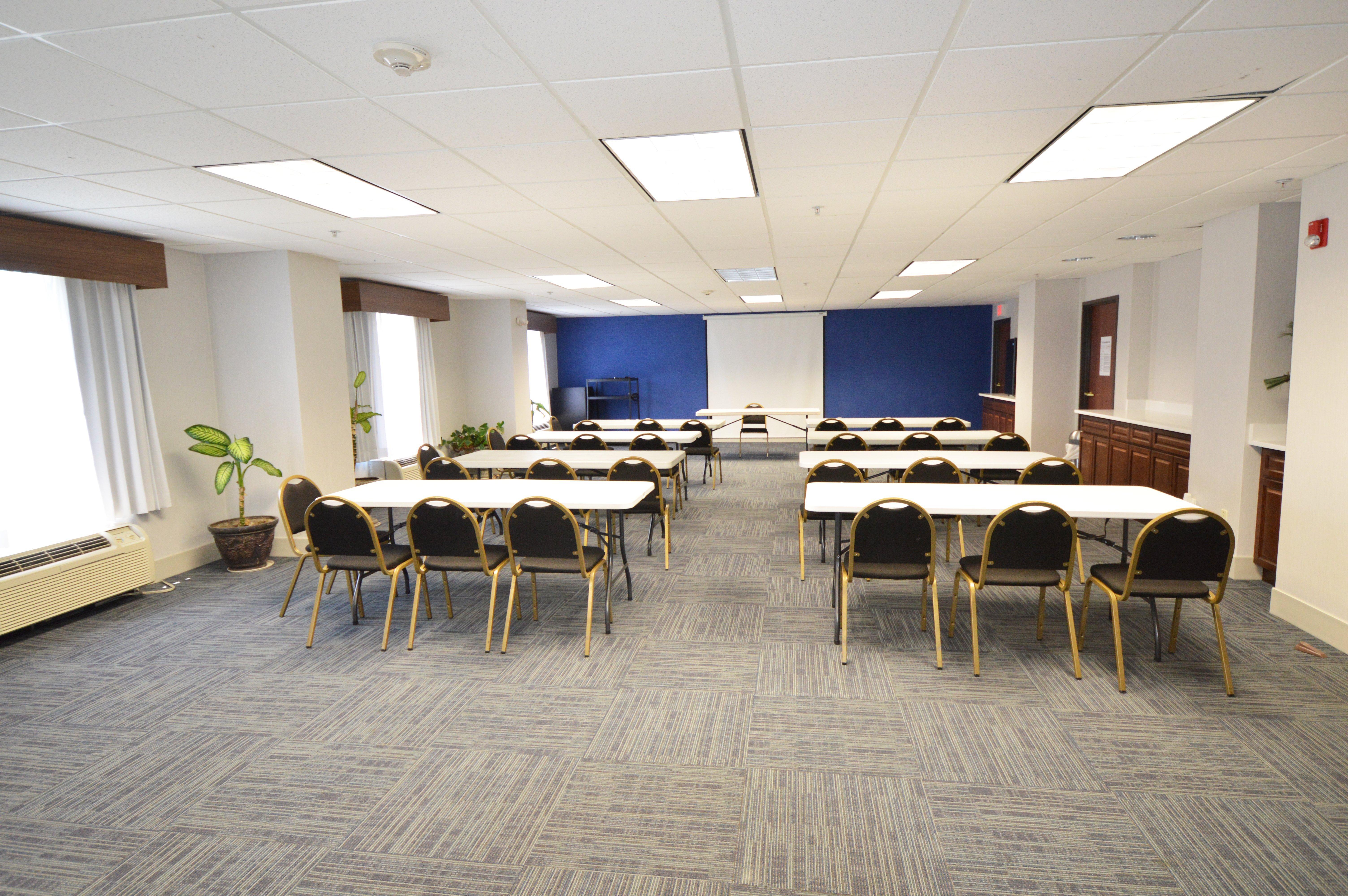 Holiday Inn Express Toledo-Oregon By Ihg Екстериор снимка
