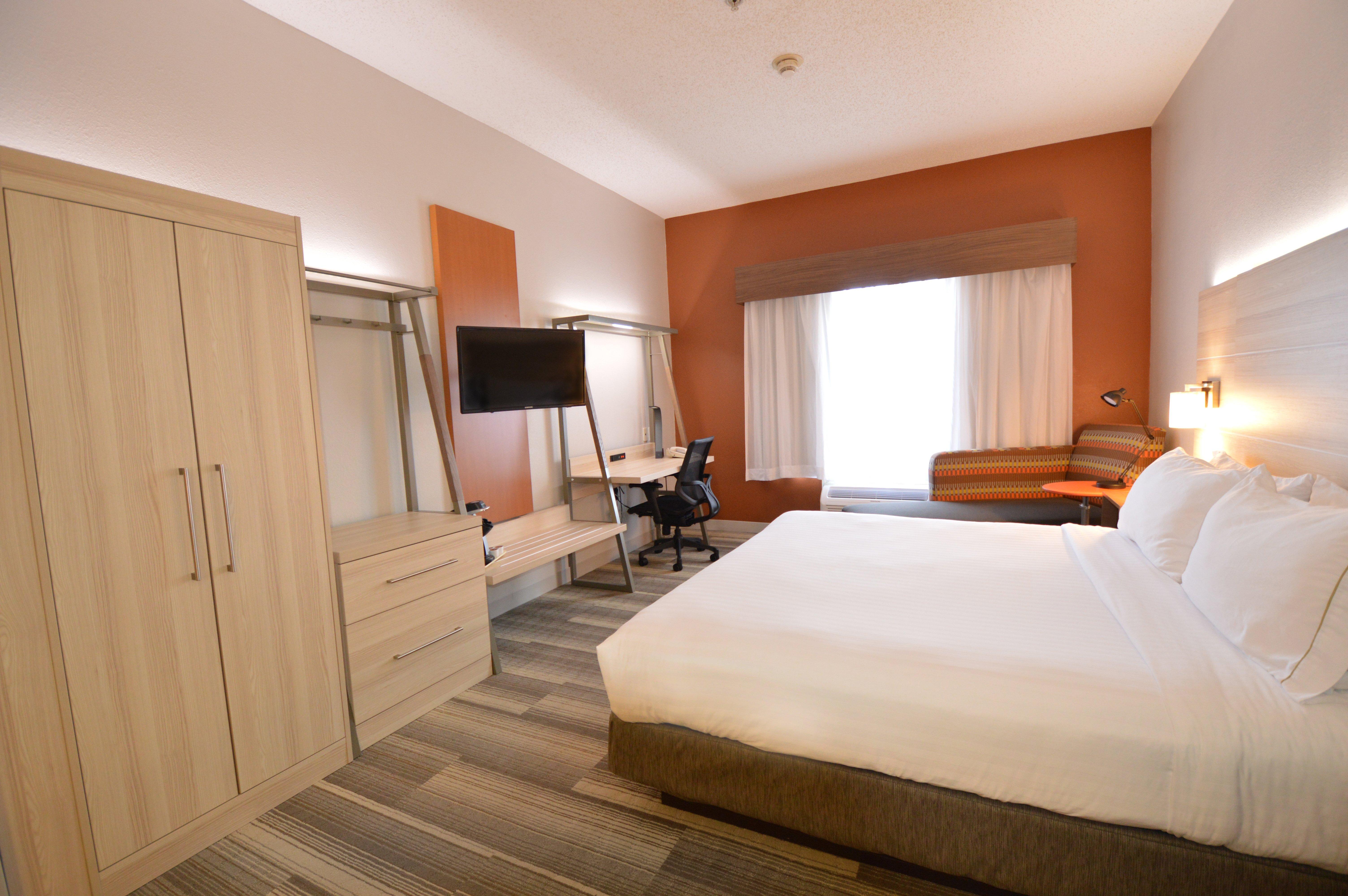 Holiday Inn Express Toledo-Oregon By Ihg Екстериор снимка