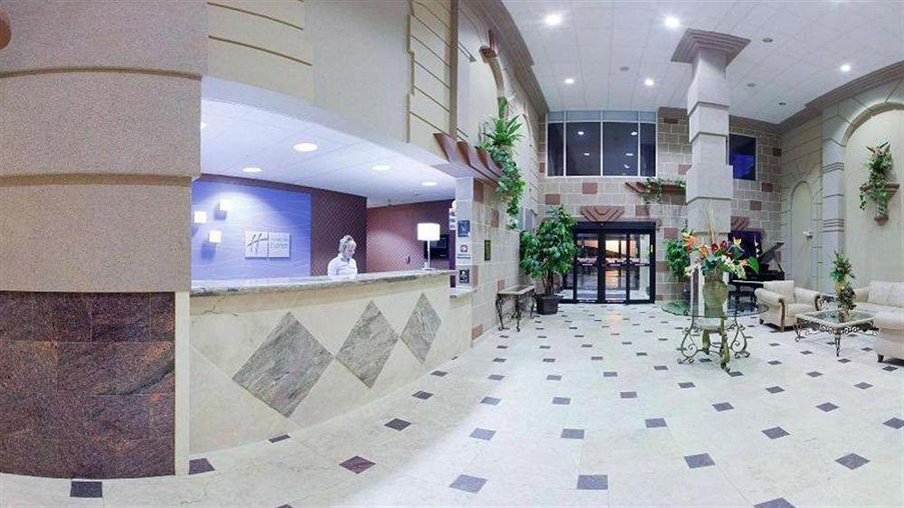 Holiday Inn Express Toledo-Oregon By Ihg Екстериор снимка
