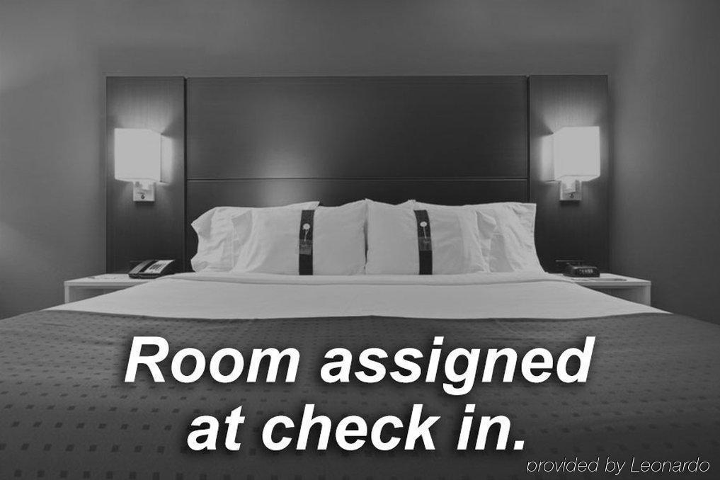 Holiday Inn Express Toledo-Oregon By Ihg Екстериор снимка