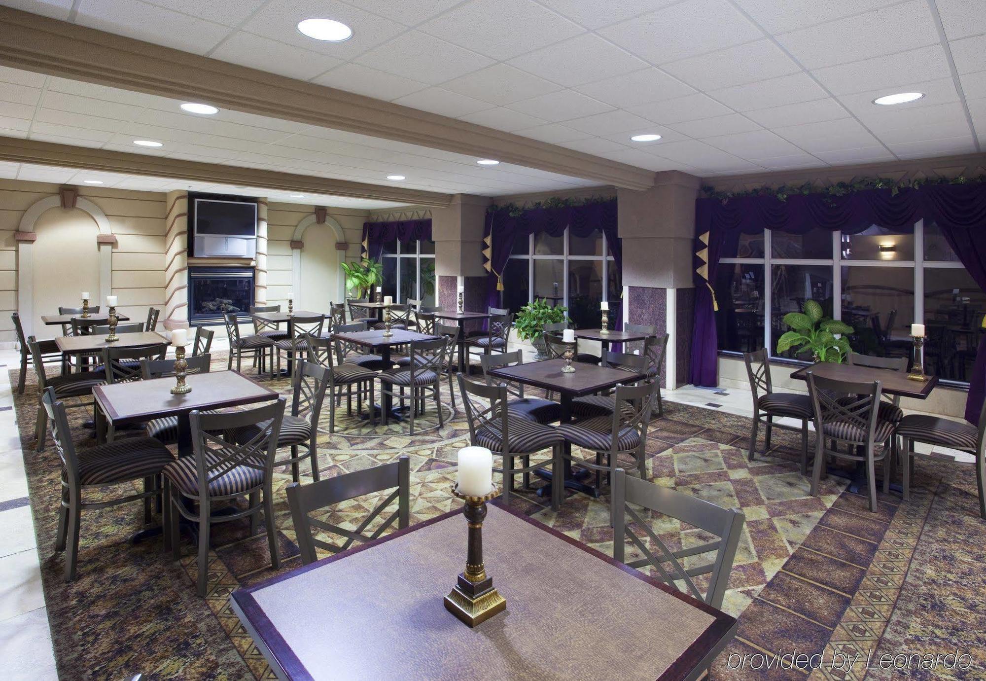 Holiday Inn Express Toledo-Oregon By Ihg Екстериор снимка
